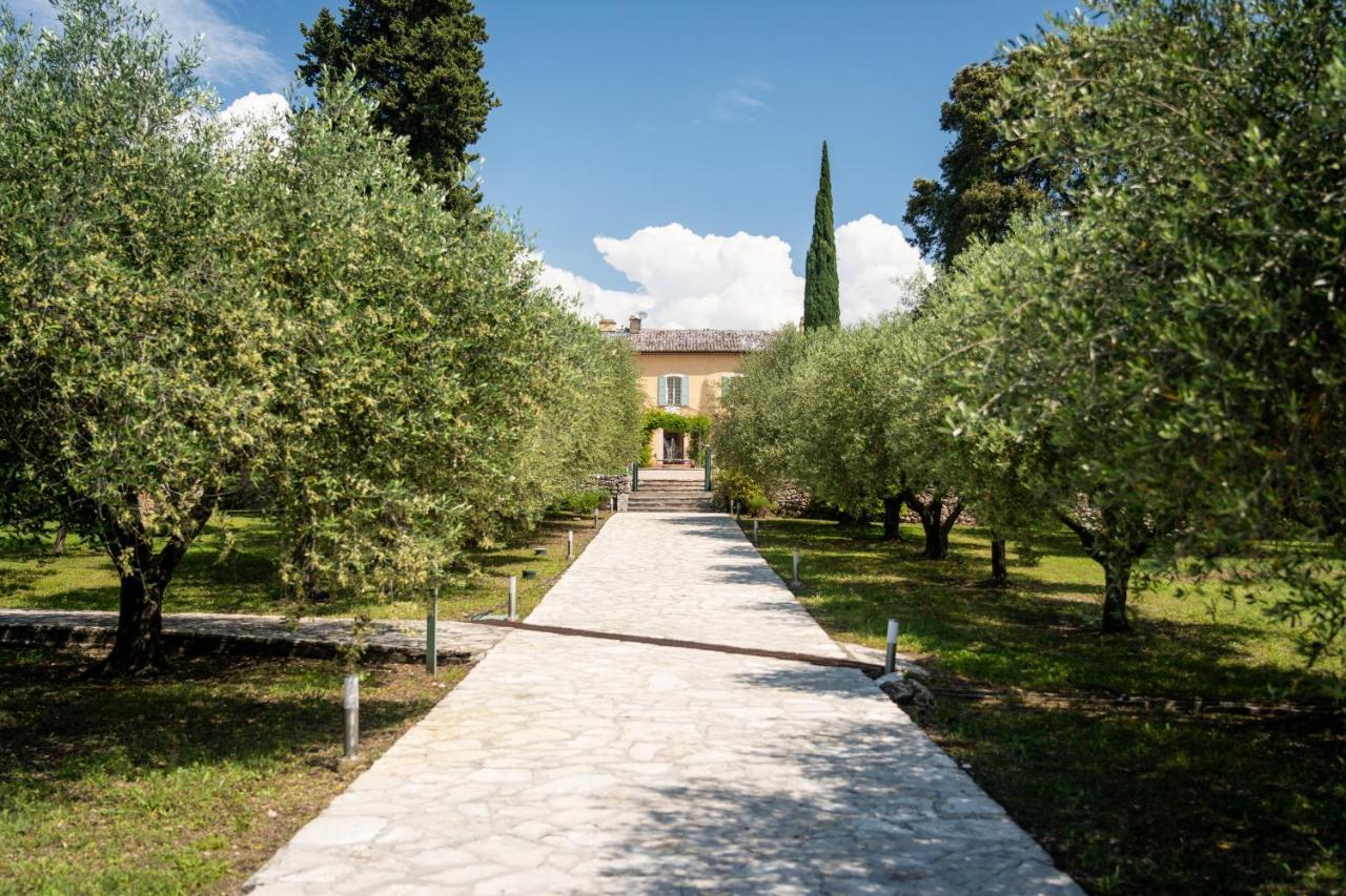 Chateau Les Crostes Lorgues Bagian luar foto